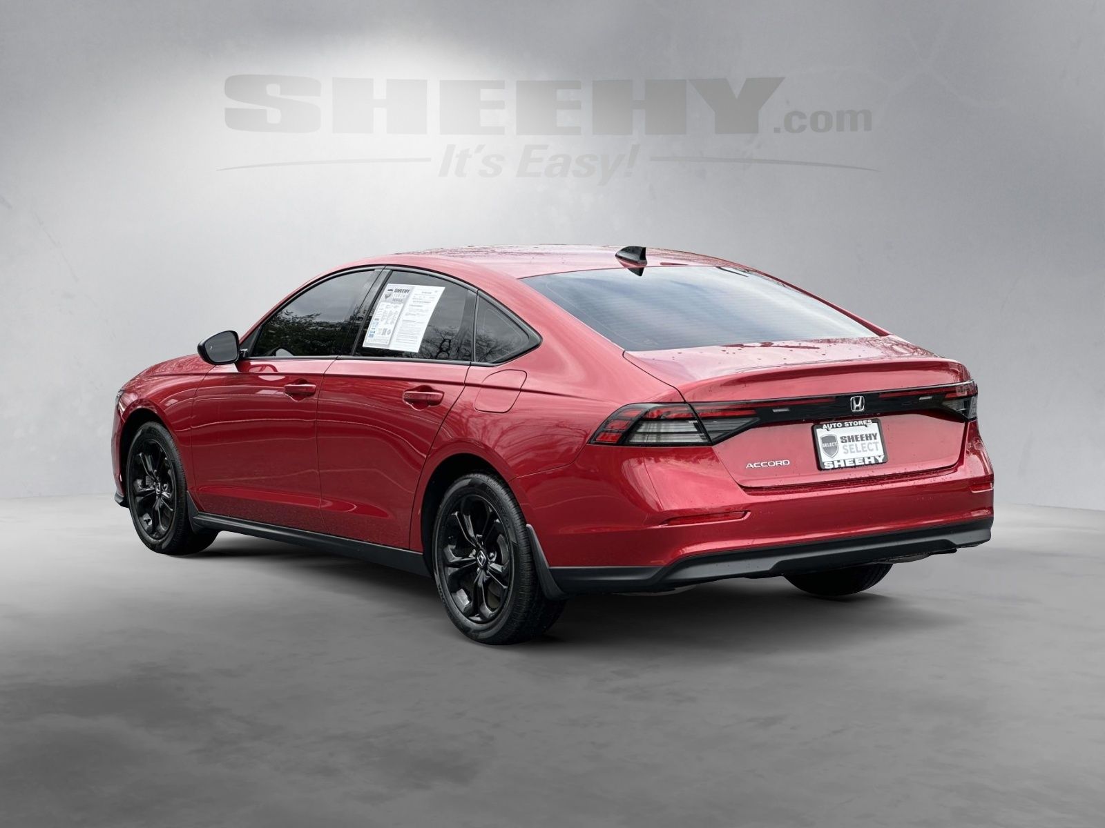 Used 2025 Red Honda SE image 14