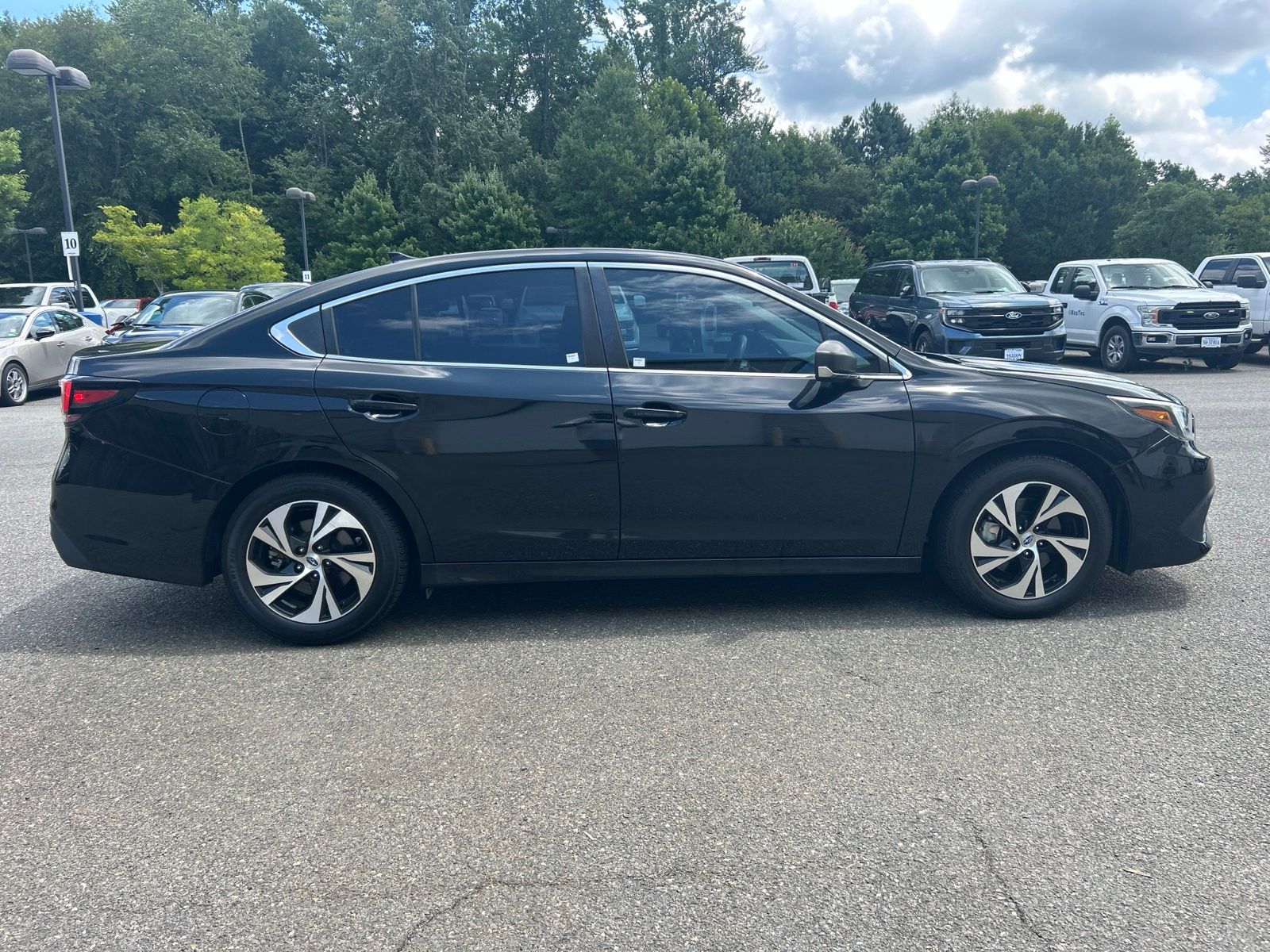 Used 2022 Crystal Black Silica Subaru Base image 4