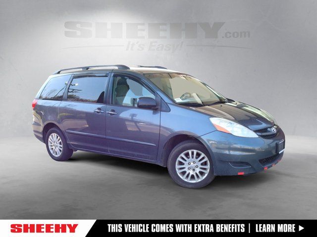 2008 Toyota Sienna LE 7 Passenger