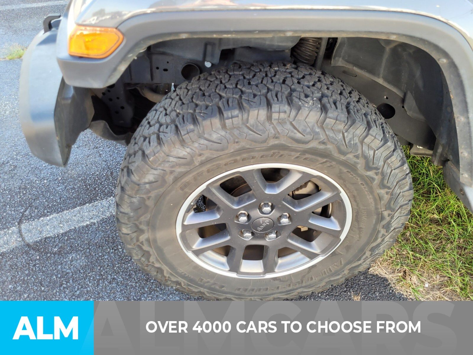 2020 Jeep Gladiator Overland photo 2