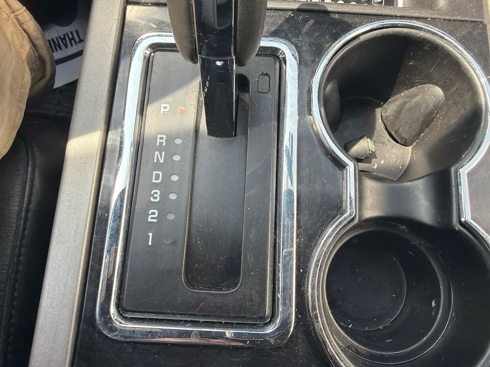 Used 2013 White Ford Limited image 17