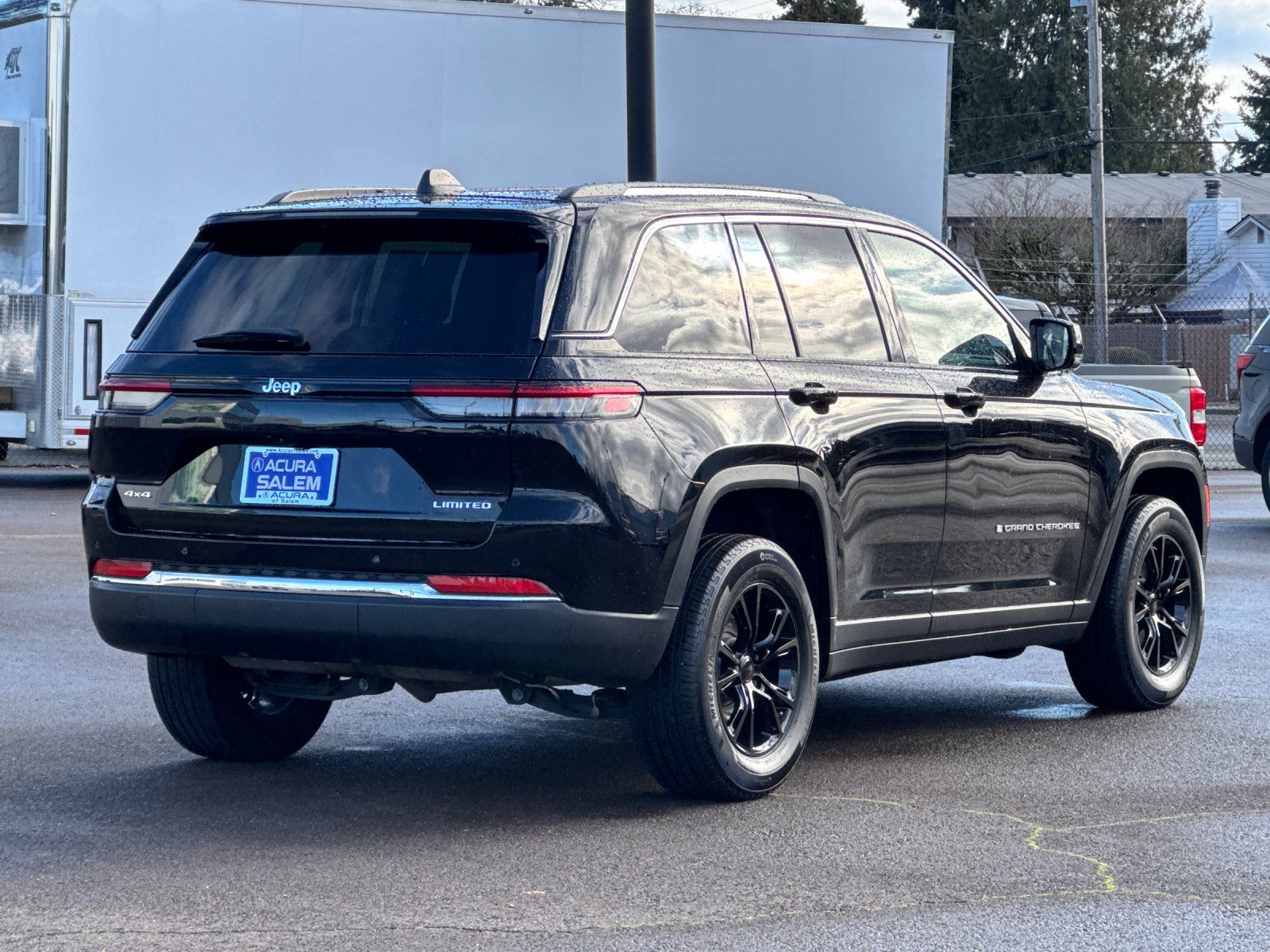 used 2023 Jeep Grand Cherokee car, priced at $25,998