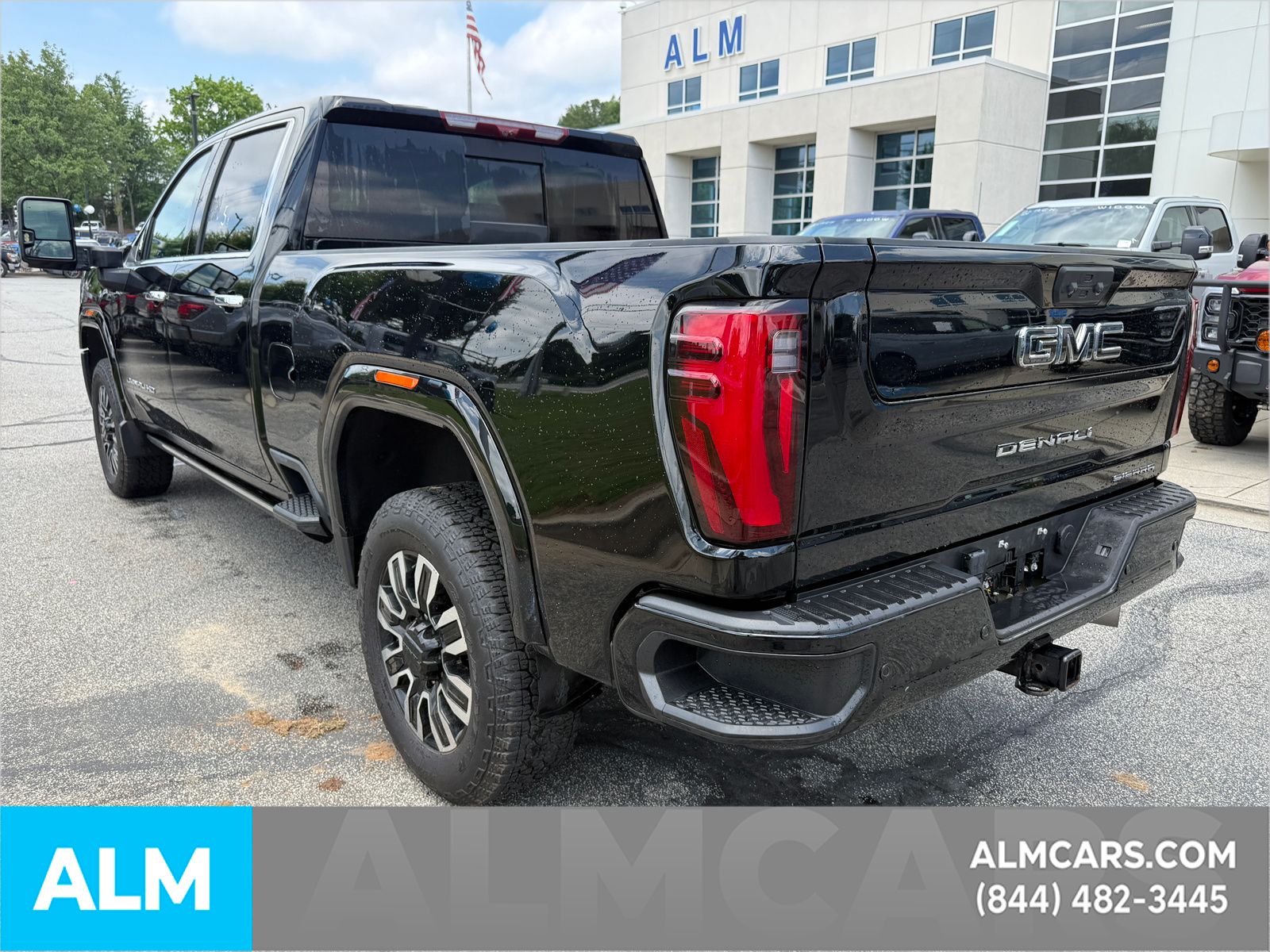 Used 2024 Onyx Black GMC Denali Ultimate image 11