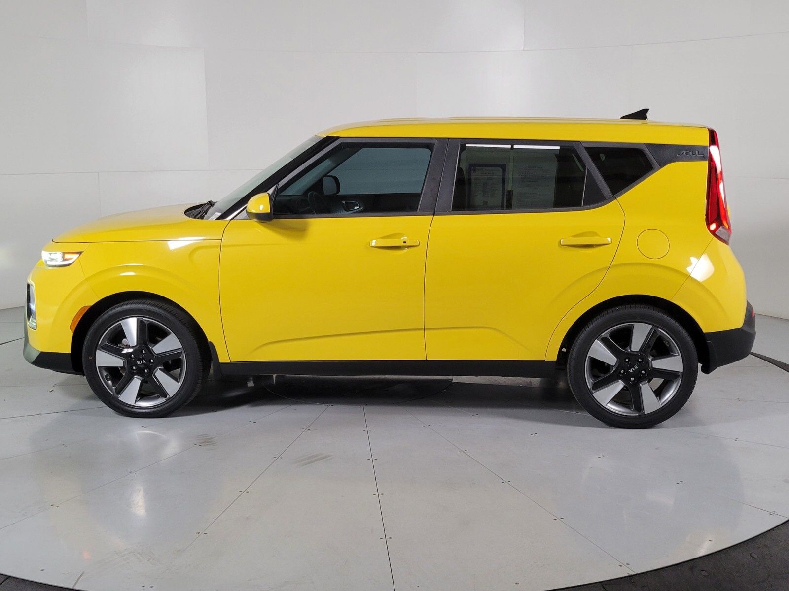 2020 Kia Soul EX 7