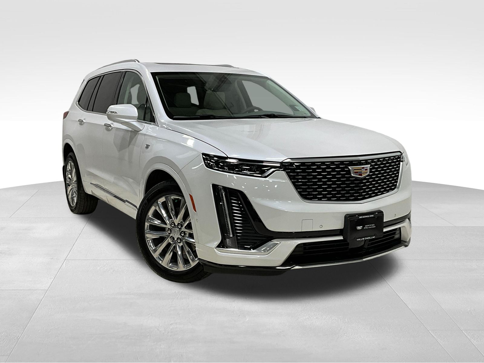 Crystal White Tricoat 2025 Cadillac XT6 Premium Luxury AWD SUV / Crossover Four-Wheel Drive 9-Speed Automatic