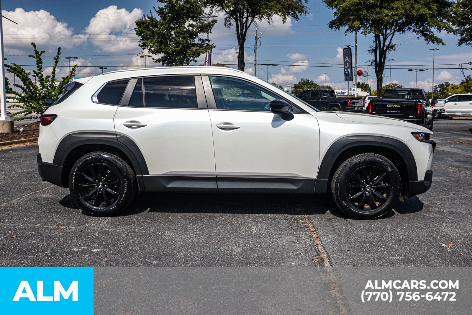 2024 Mazda CX-50 2.5 S Preferred photo 3