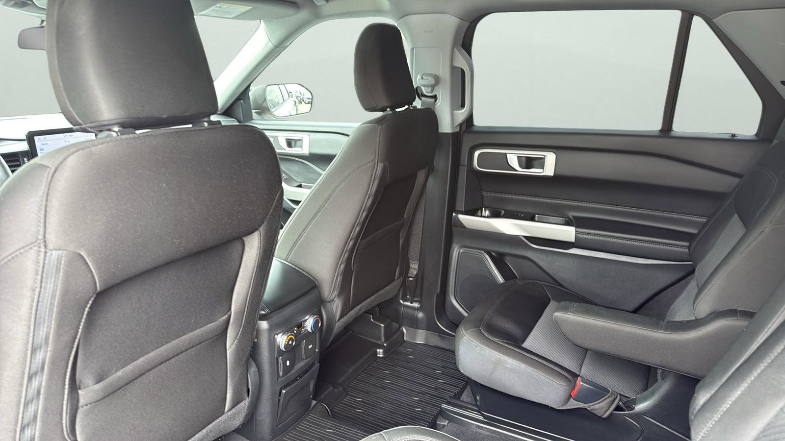 Used Car 2022 Ford Explorer  Xlt For Sale Under $30,000 In Austin, Texas