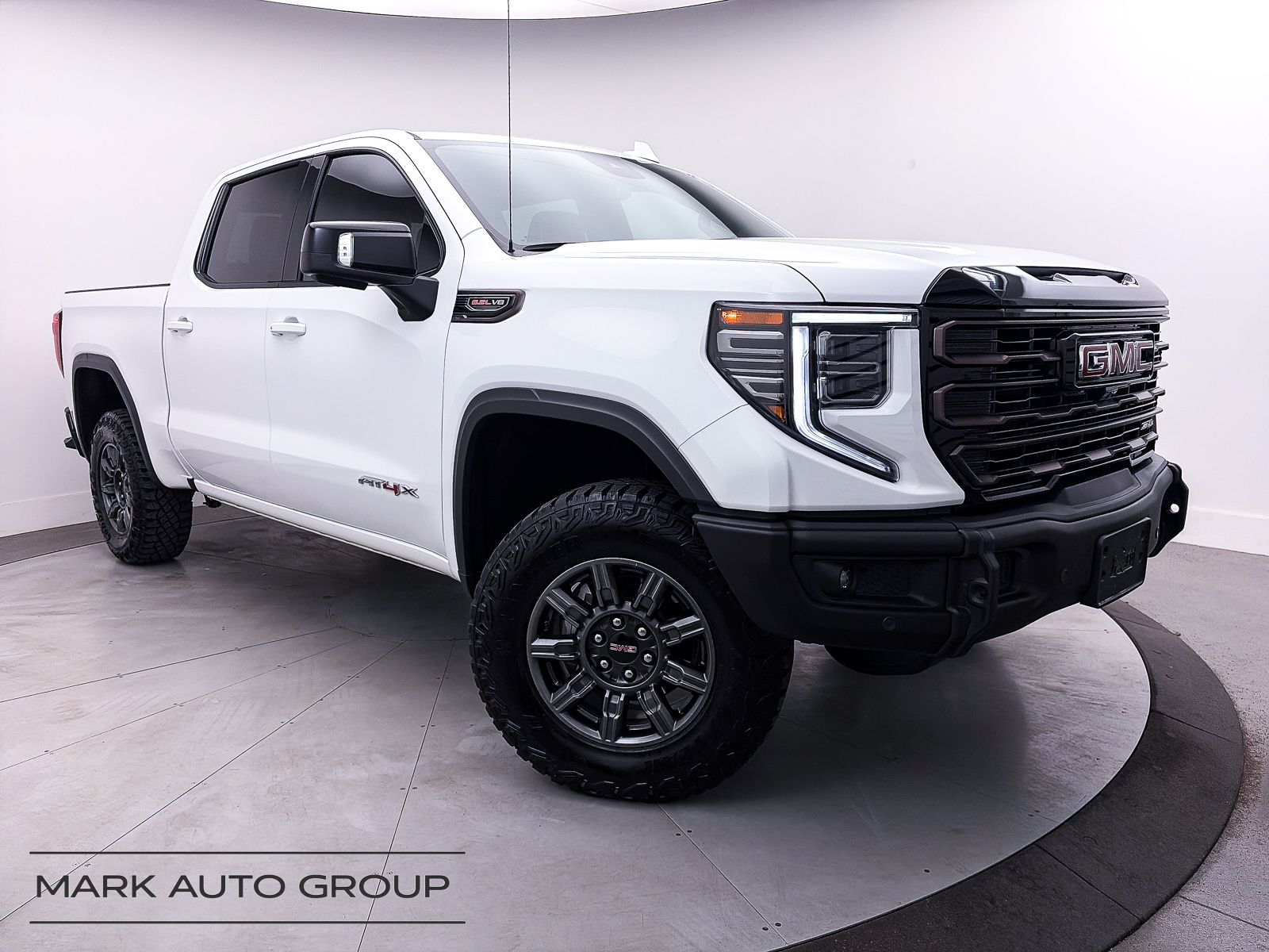 2025 GMC Sierra 1500 AT4X