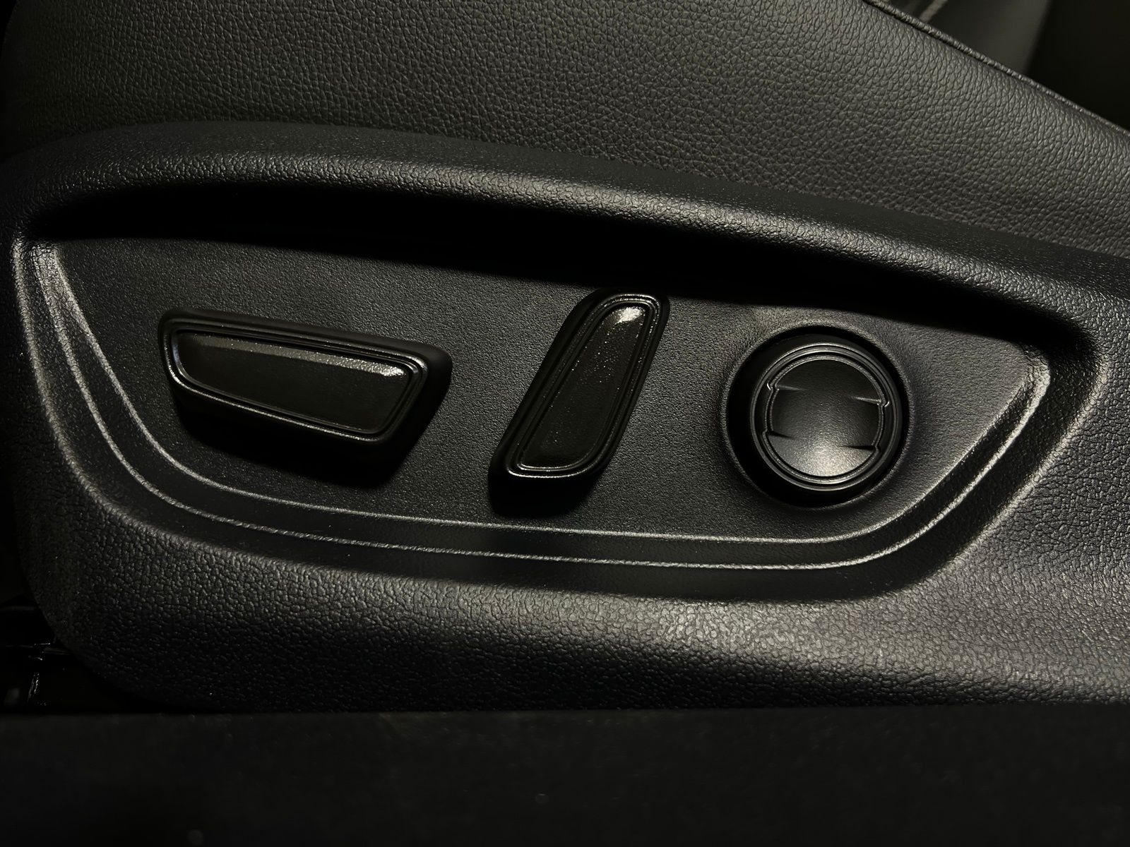 Thumbnail: 2026 Toyota Camry - 11