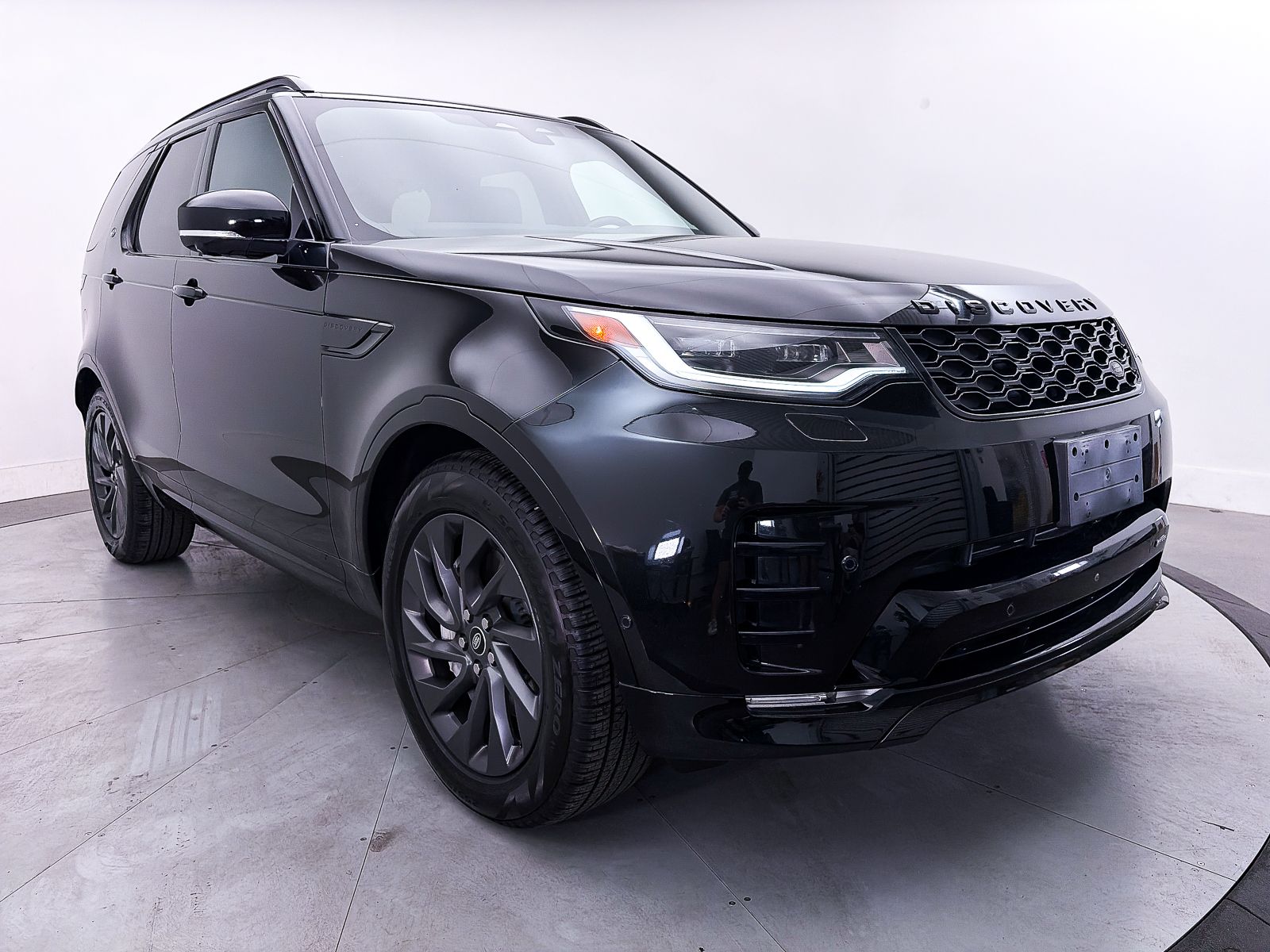 2023 Land Rover Discovery S R Dynamic - Photo 12