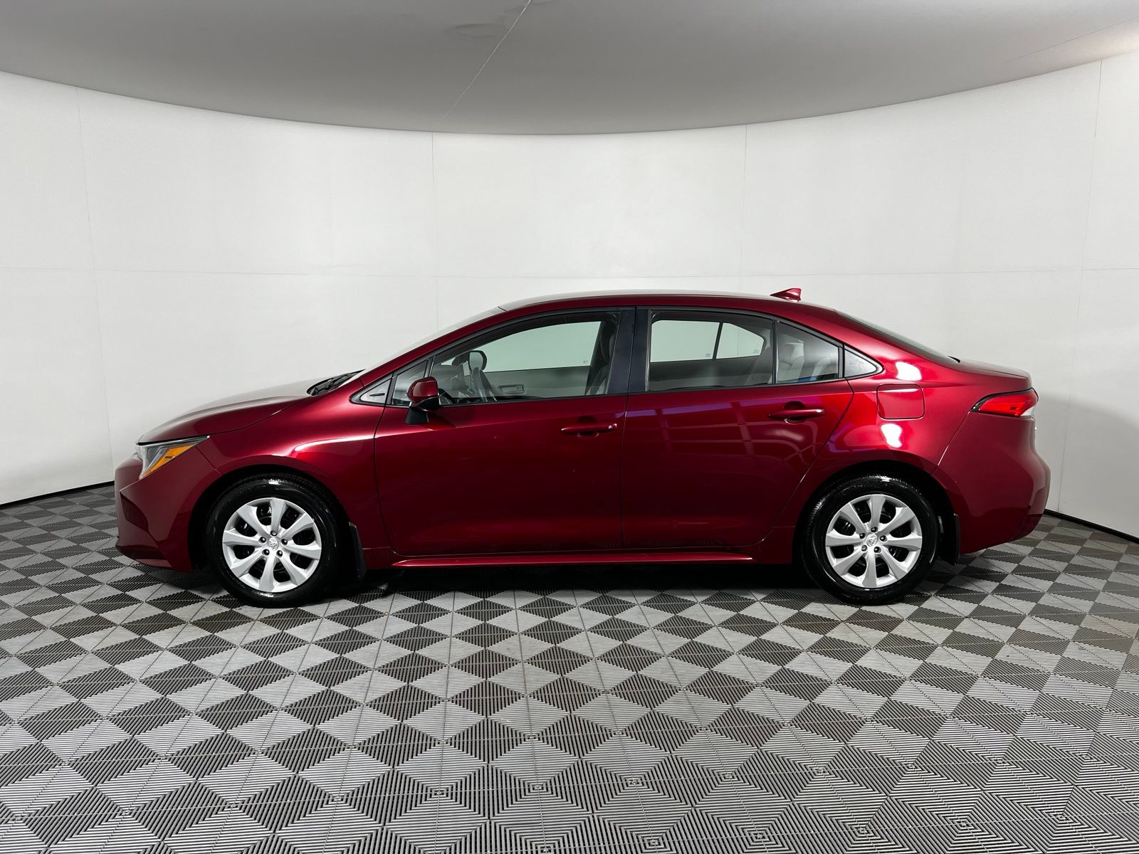 Thumbnail: 2025 Toyota Corolla - 8