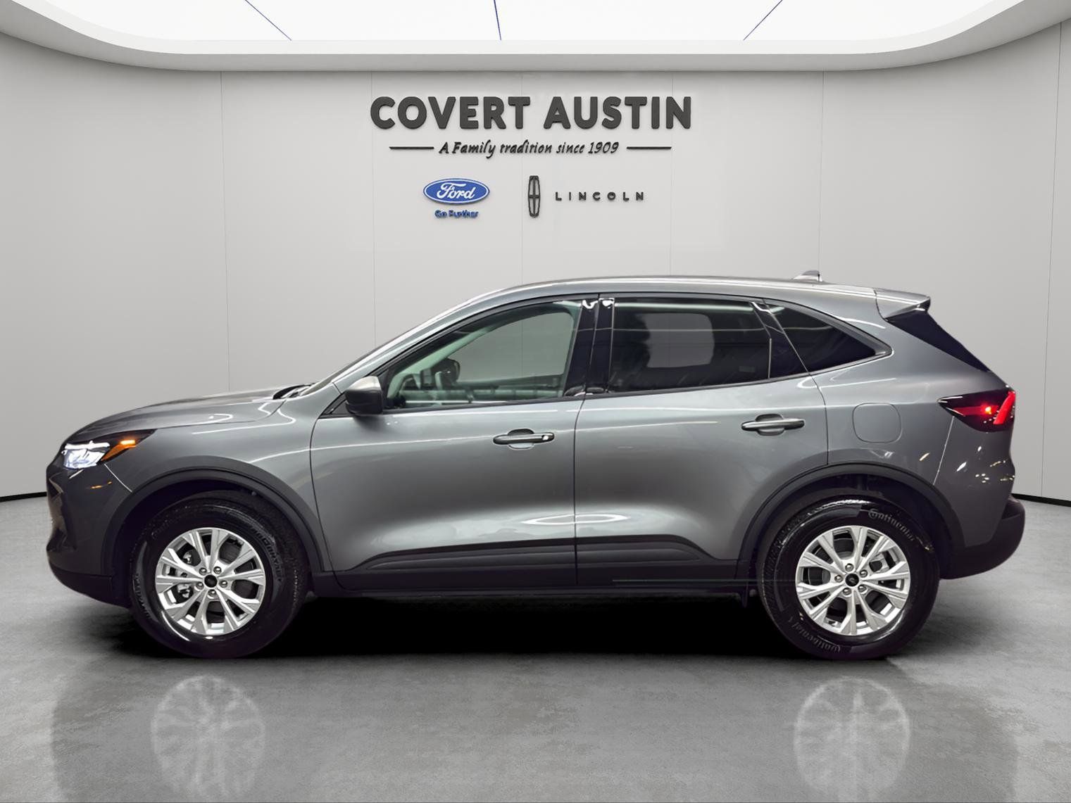 Used Car 2025 Ford Escape  Active For Sale Under $30,000 In Austin, Texas