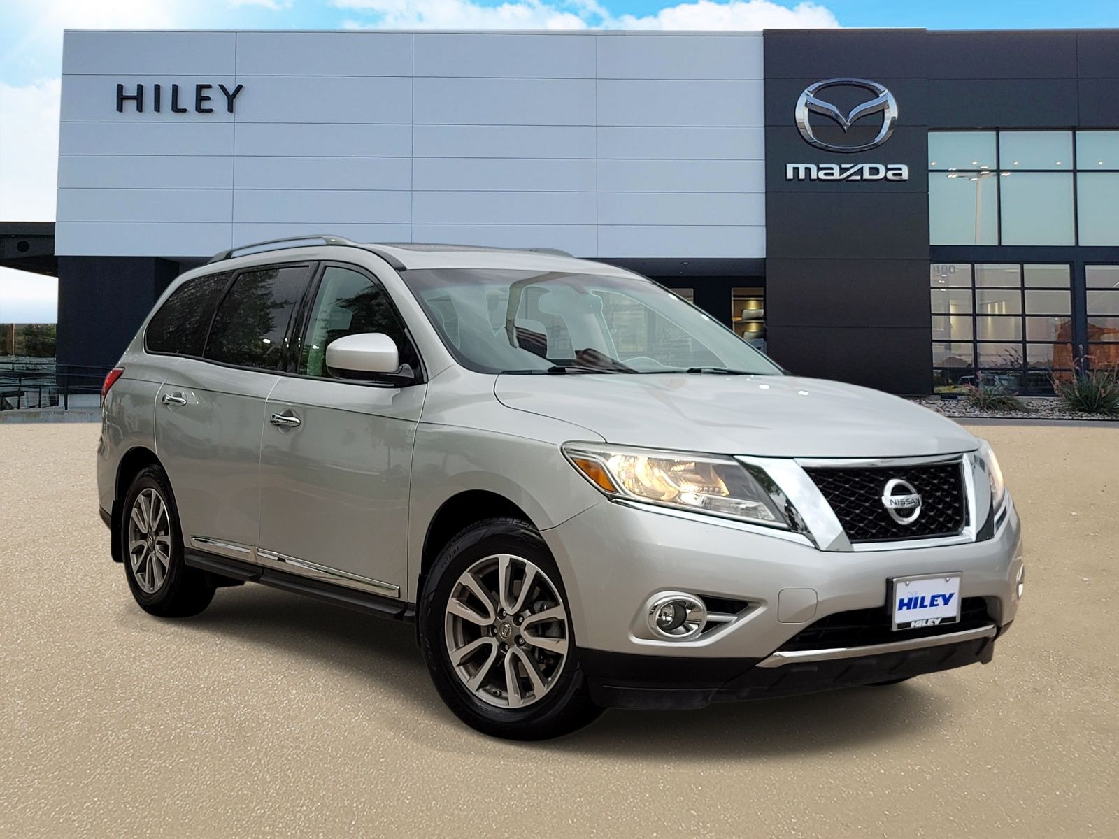 2015 Nissan Pathfinder SL