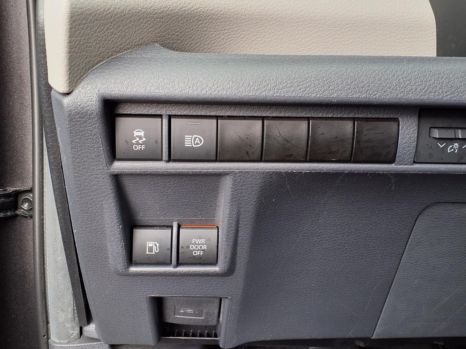 2023 Toyota Sienna LE Gray at Westside Lexus