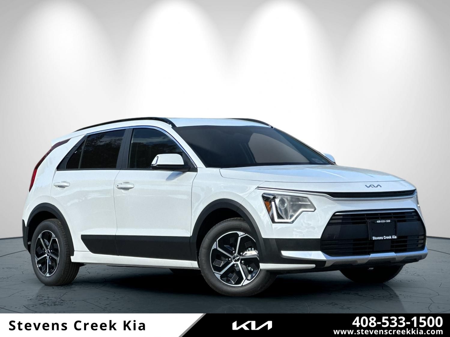 Snow White Pearl 2026 Kia Niro SUV / Crossover Front-Wheel Drive 6-Speed Dual Clutch