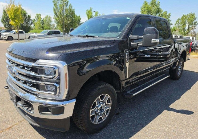 Black Metallic 2025 Ford F-250 Super Duty Pickup Truck Four-Wheel Drive Automatic