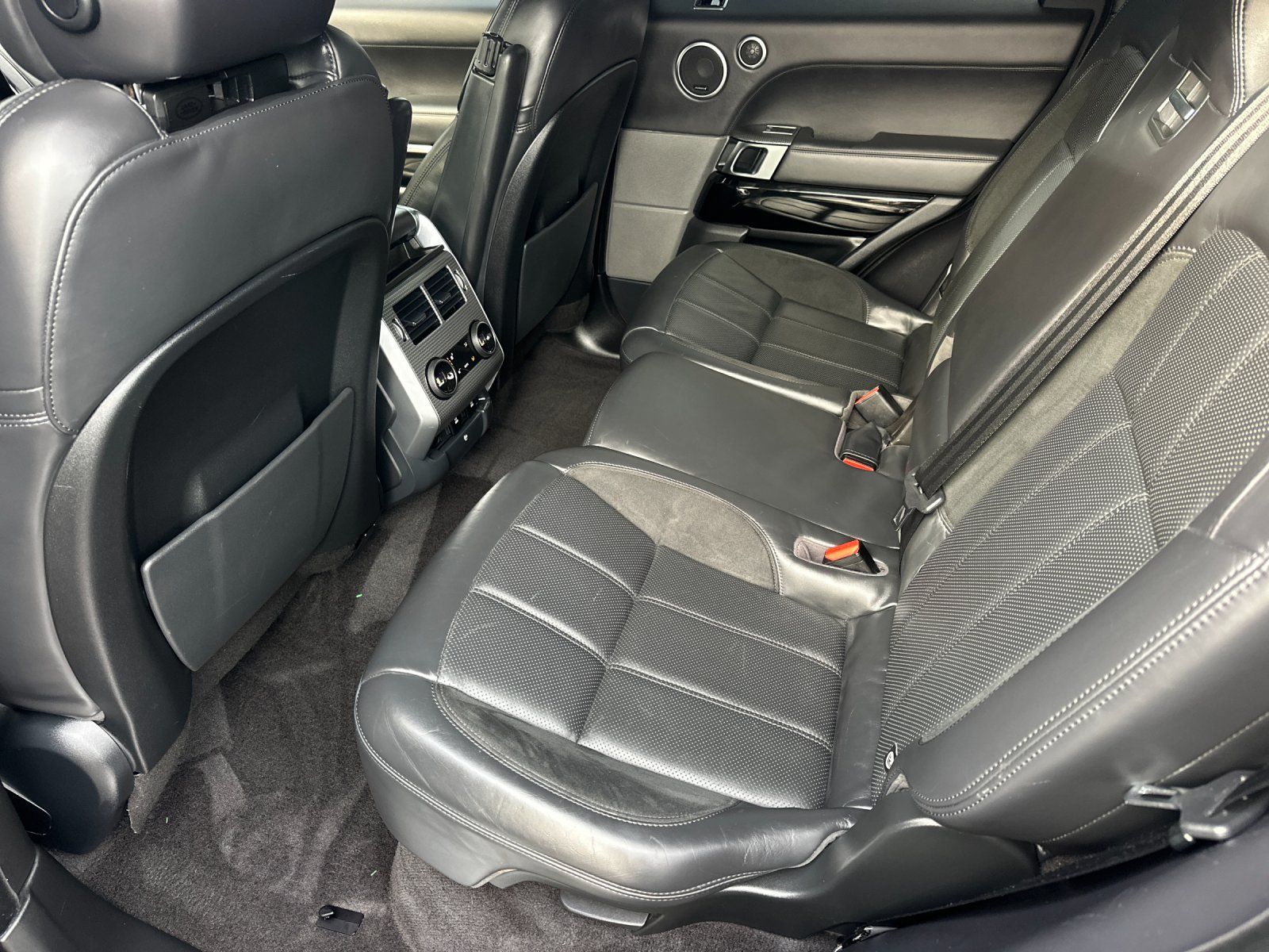 used 2020 Land Rover Range Rover Sport car, priced at $33,898