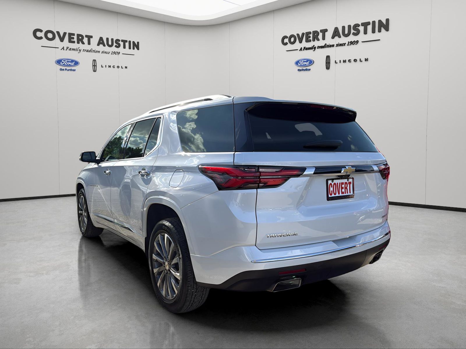 Used Car 2023 Chevrolet Traverse  Premier For Sale Under $40,000 In Austin, Texas