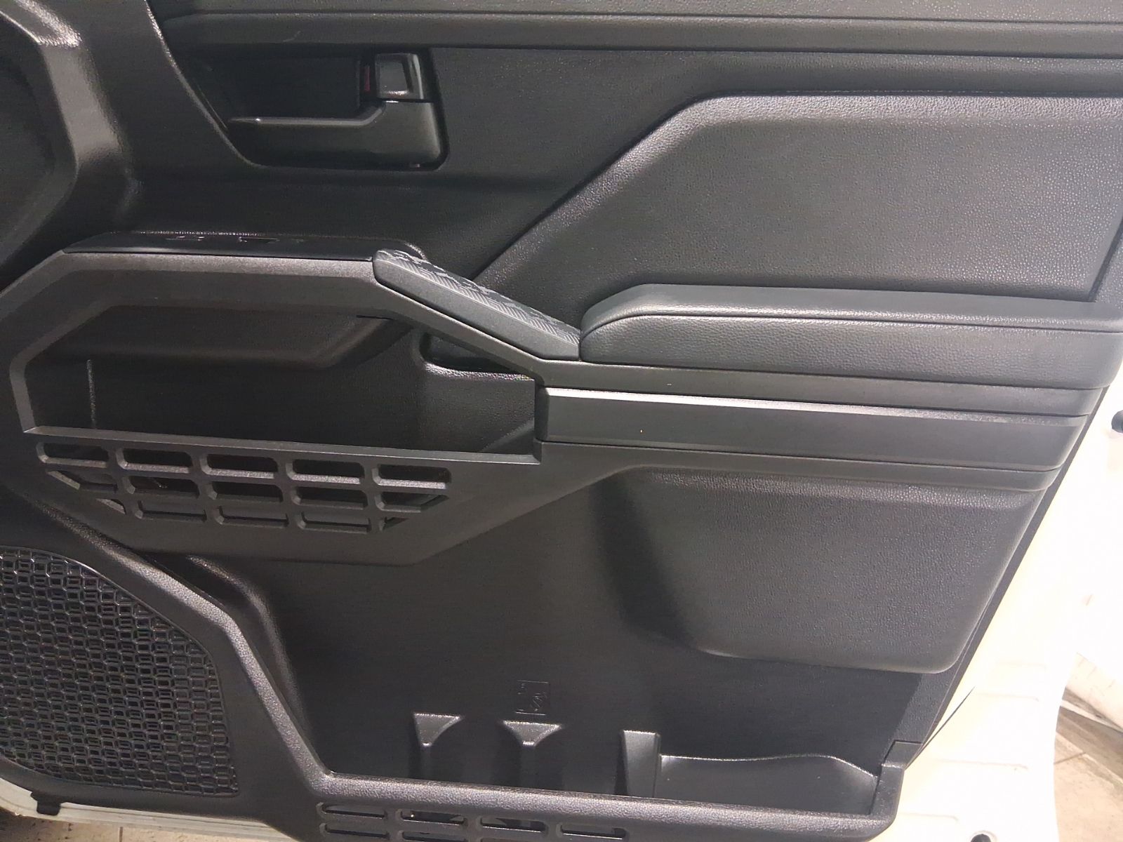 Used Car 2025 Toyota Tacoma  Sr For Sale Under $35,000 In Austin, Texas