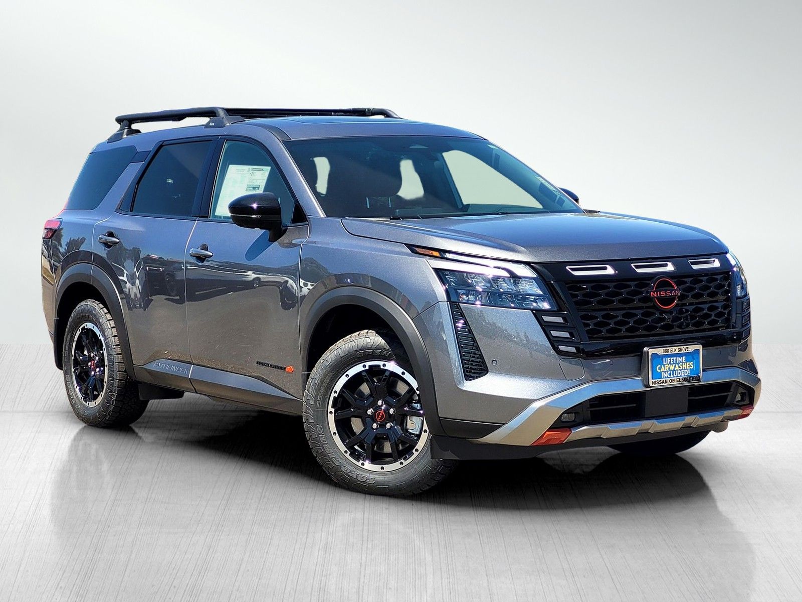 Gray (Gun Metallic) 2026 Nissan Pathfinder SUV / Crossover All-Wheel Drive 9-Speed Automatic