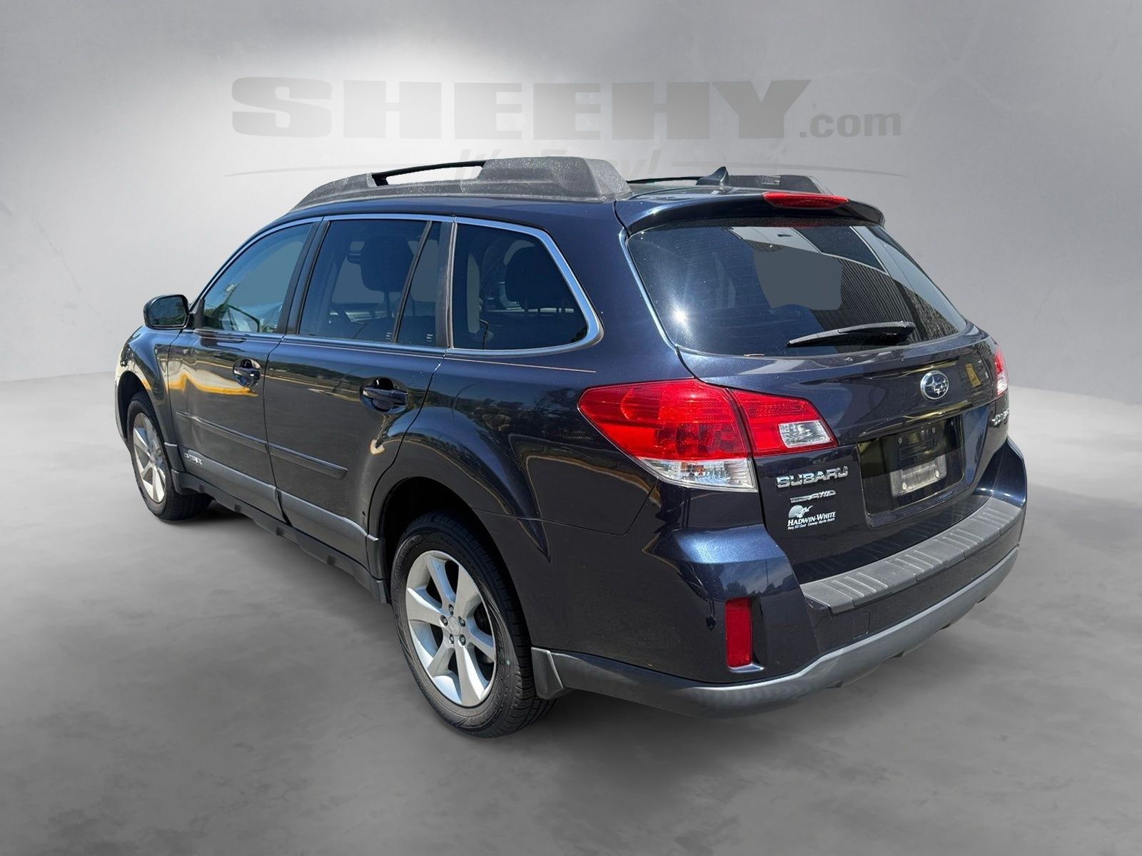 Used 2013 Blue Subaru 2.5i image 12
