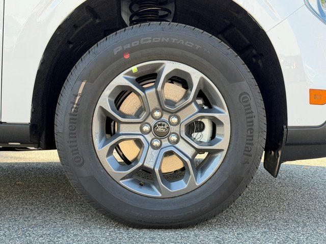 New 2026 Oxford White Ford XLT image 5