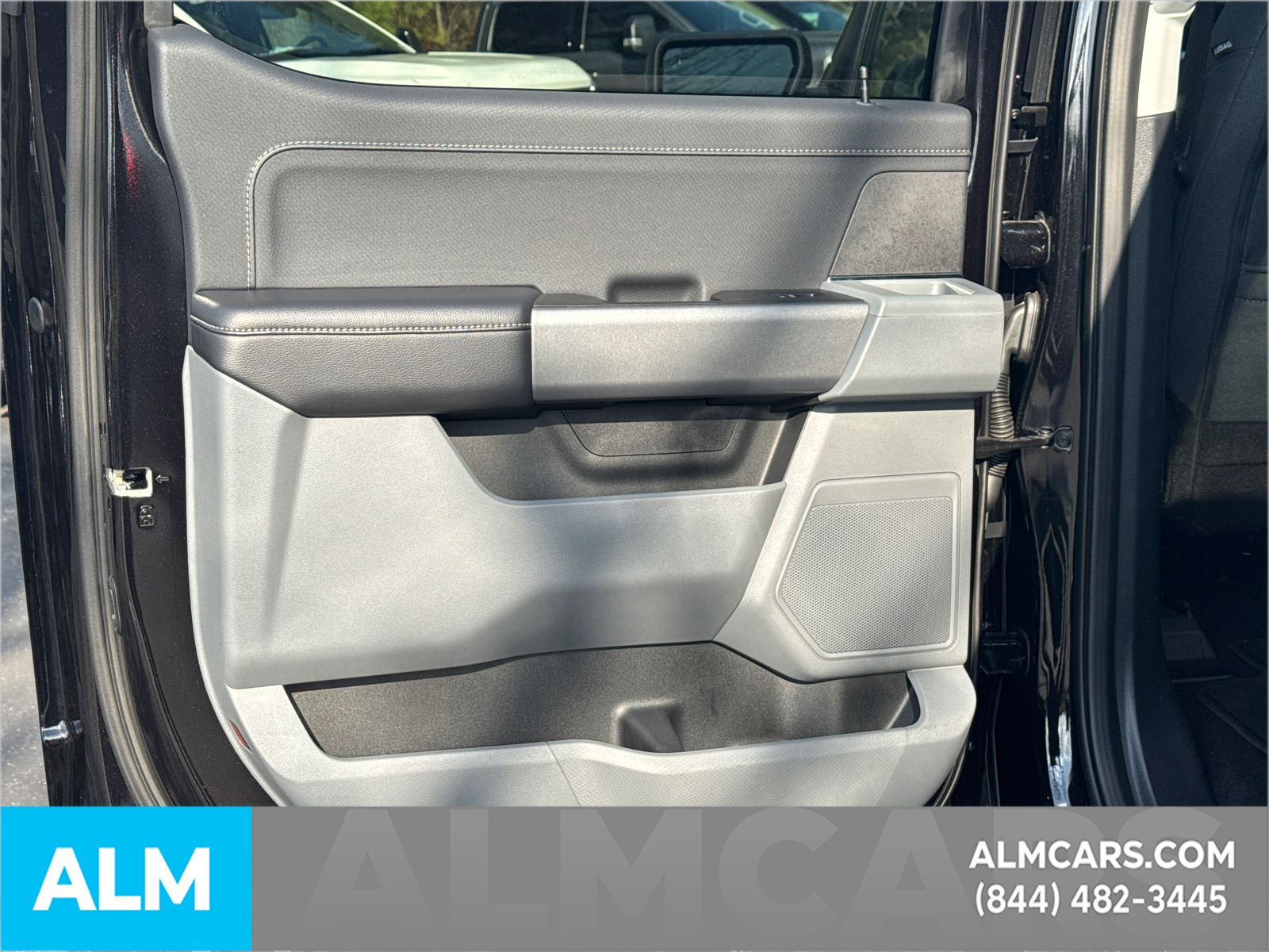 Used 2025 Black Ford XLT image 26