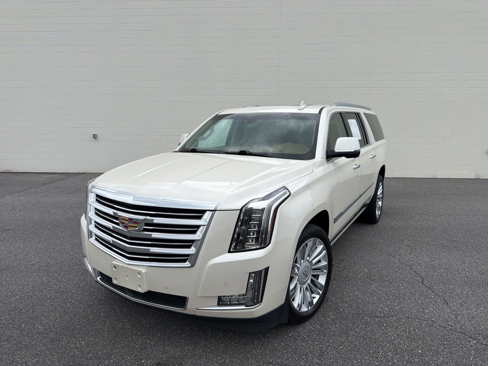 White Diamond Clearcoat 2015 Cadillac Escalade ESV Platinum 4WD SUV / Crossover Four-Wheel Drive 8-Speed Automatic