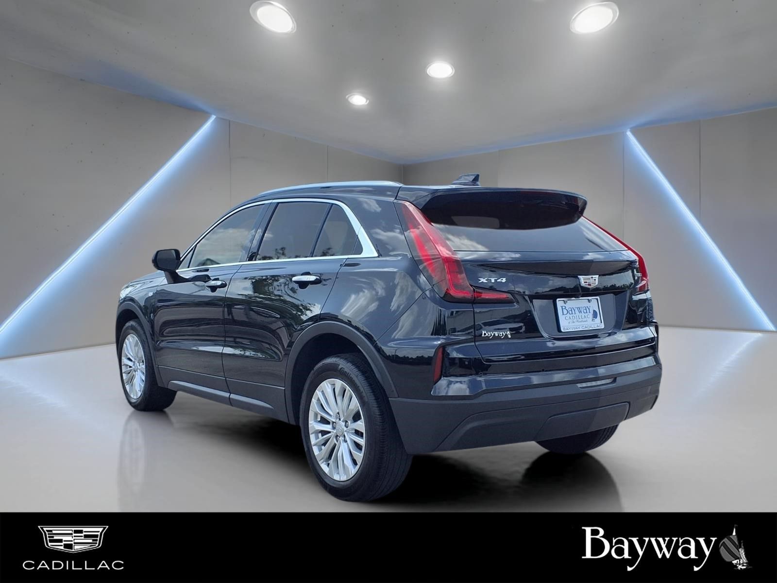2024 Cadillac XT4 Luxury Black at AutoSavvy Houston Northwest