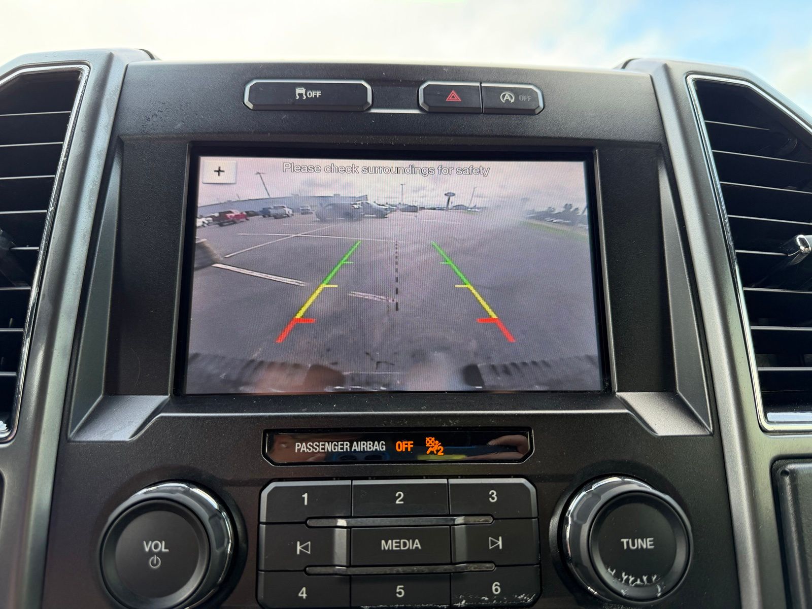 2019 Ford F-150 image 18