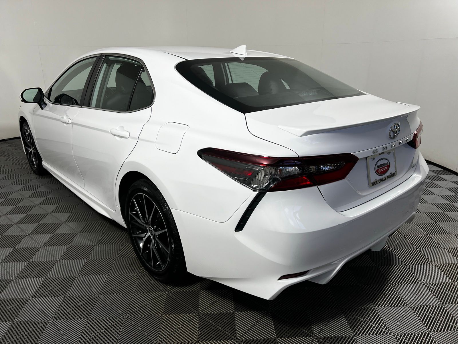 2024 Toyota Camry SE 7