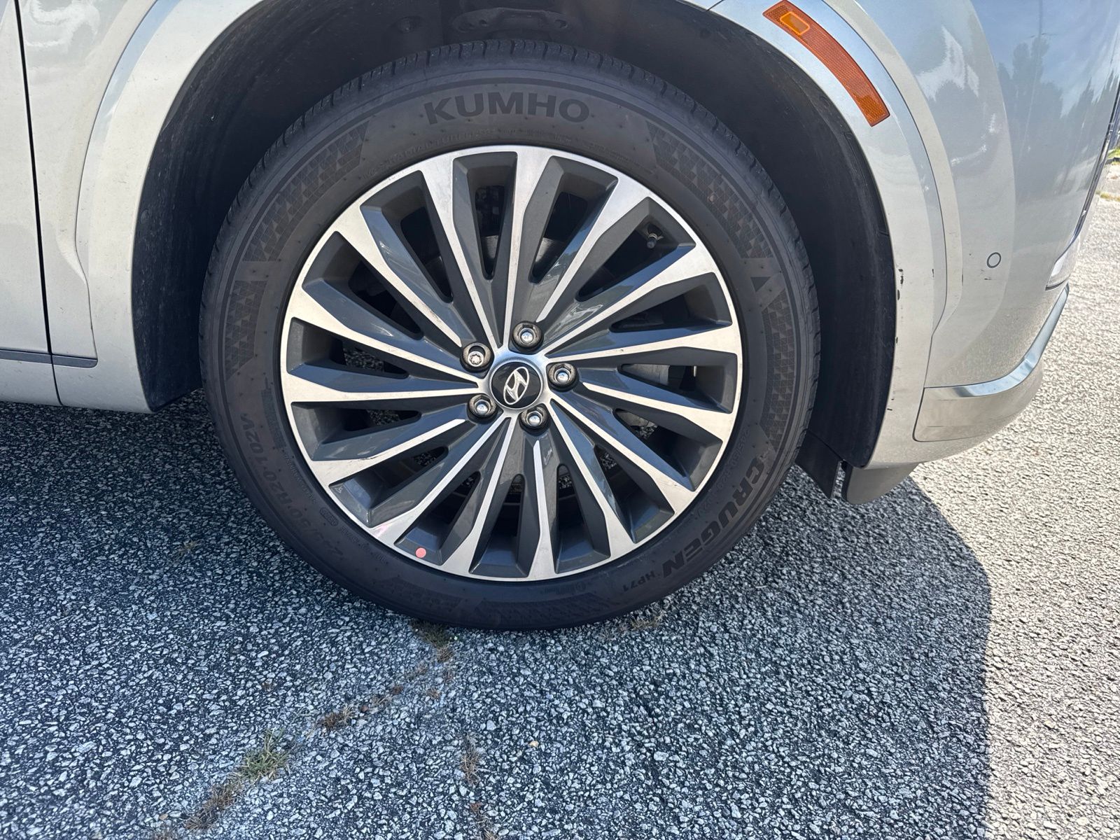 Used 2024 Silver Hyundai Calligraphy image 12
