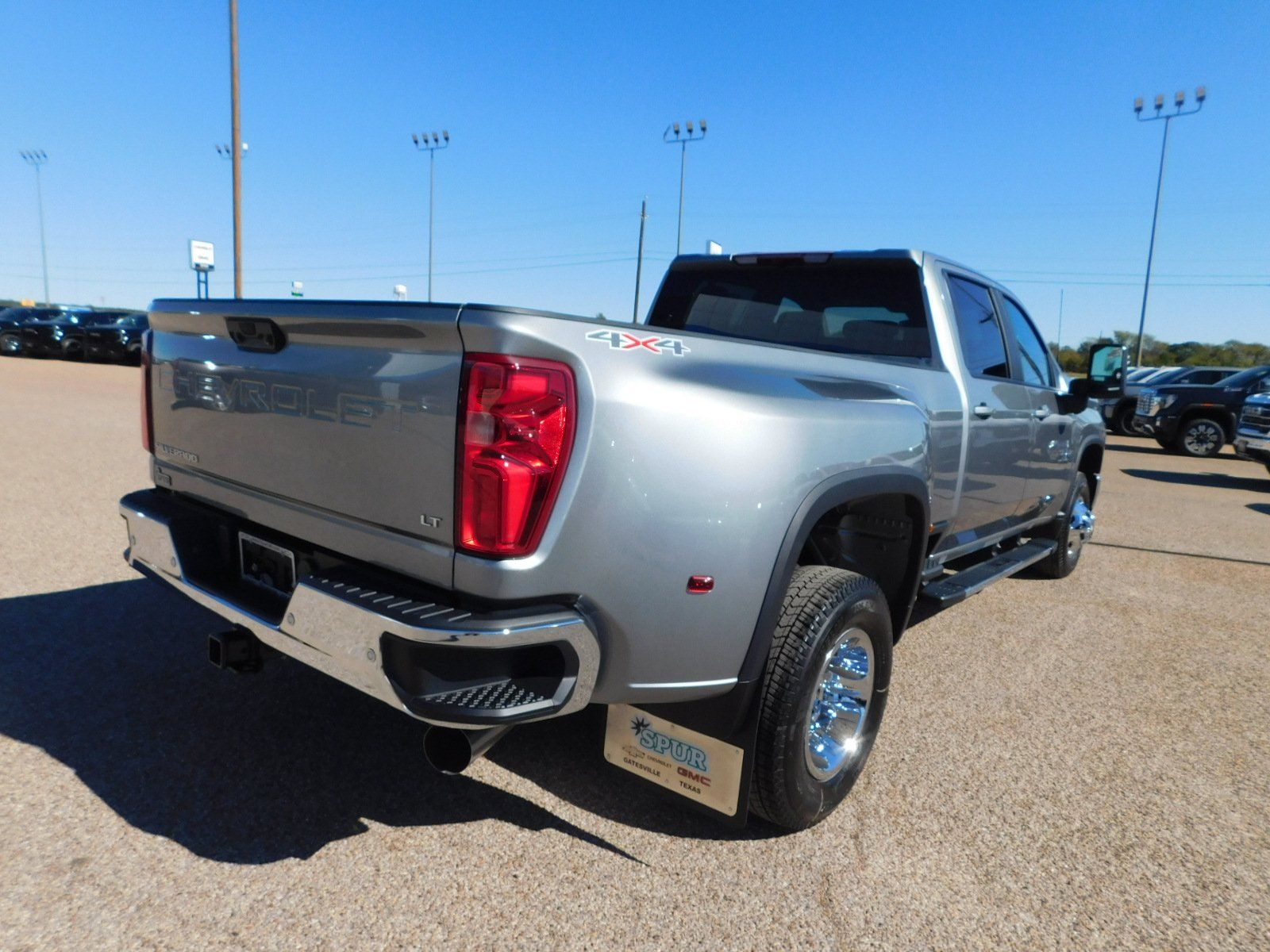 2025 Chevrolet Silverado 3500HD LT 2