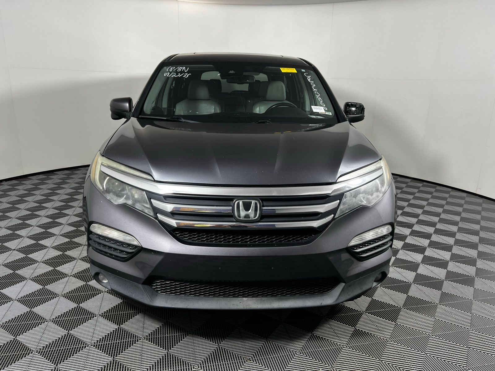 Thumbnail: 2016 Honda Pilot - 2