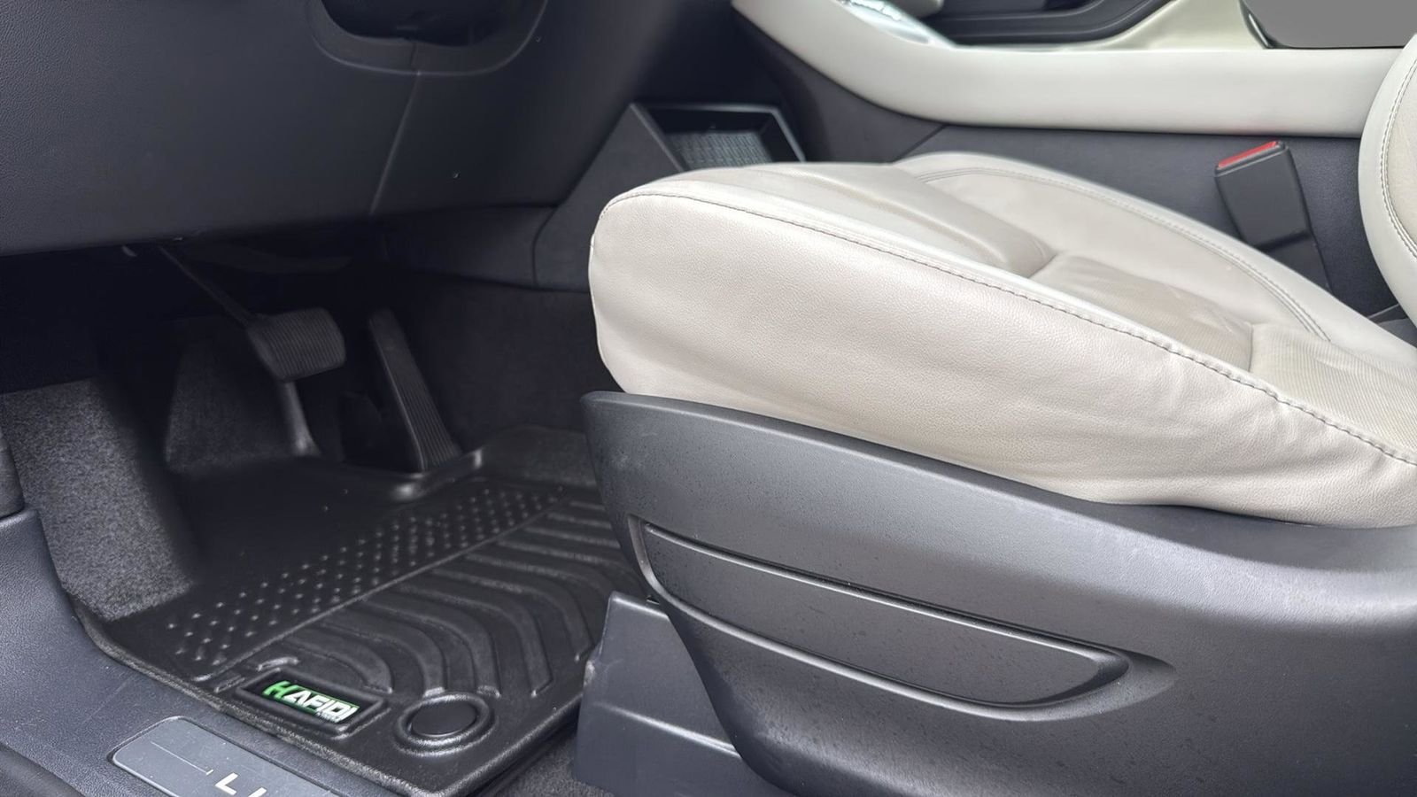 Used Car 2025 Lincoln Aviator  Reserve For Sale Under $70,000 In Austin, Texas