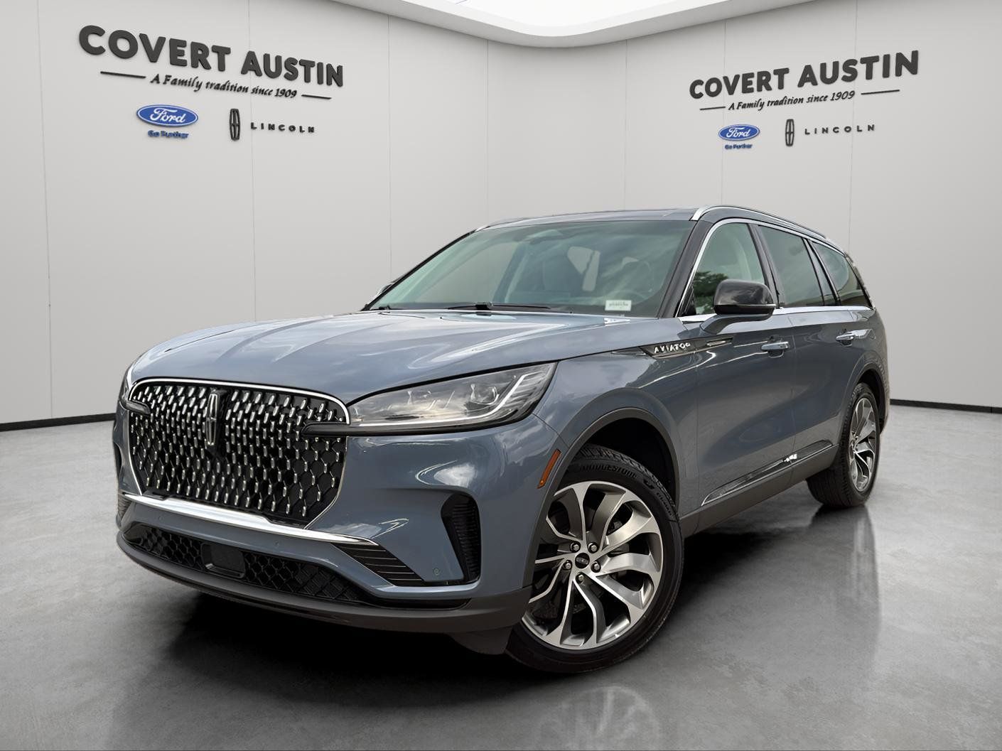 Used Car 2025 Lincoln Aviator  Reserve For Sale Under $70,000 In Austin, Texas