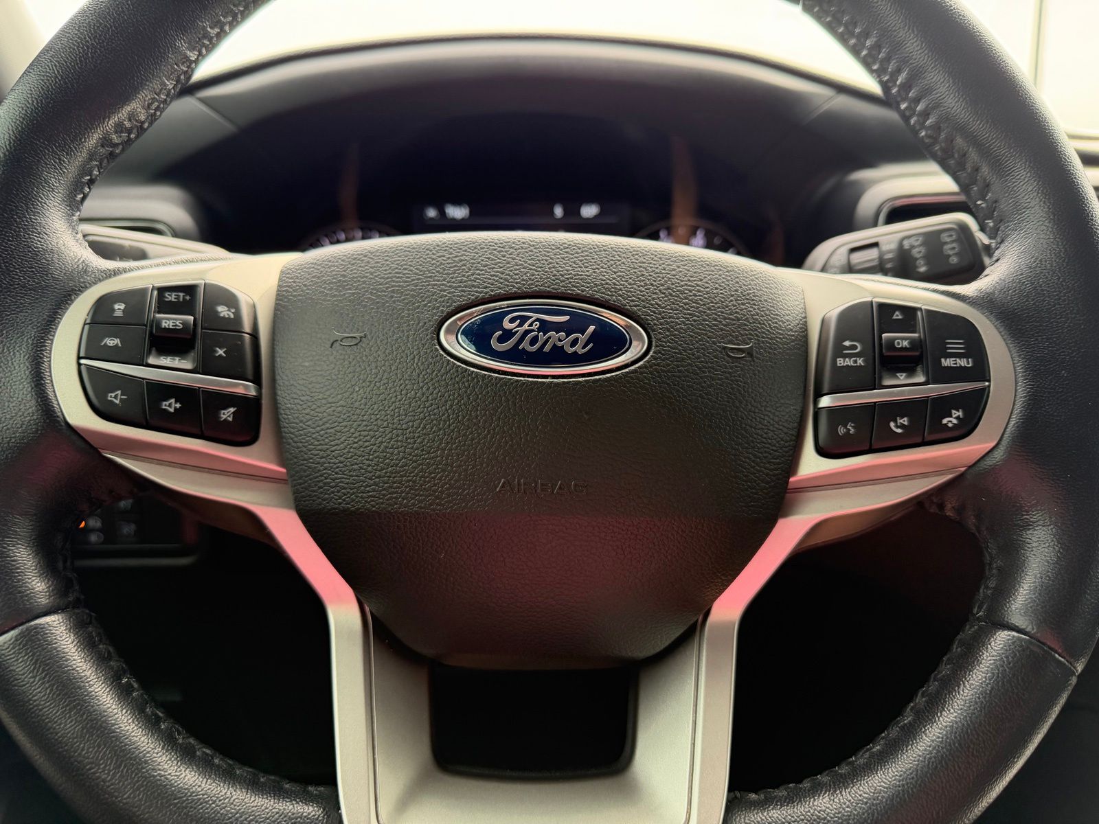2022 Ford Explorer image 20