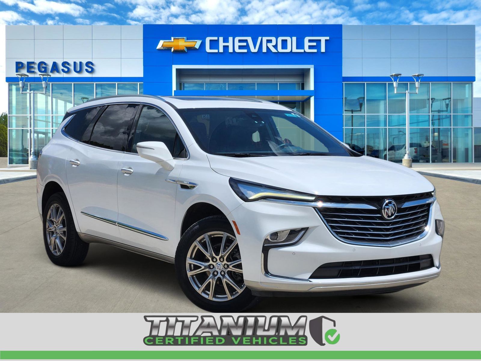 2023 Buick Enclave Essence FWD   