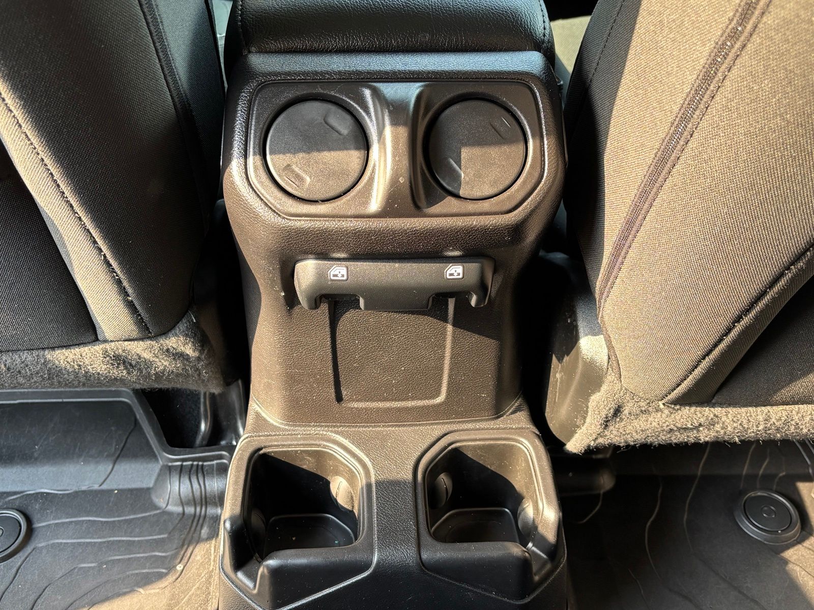 Used 2021 Jeep Wrangler SUV