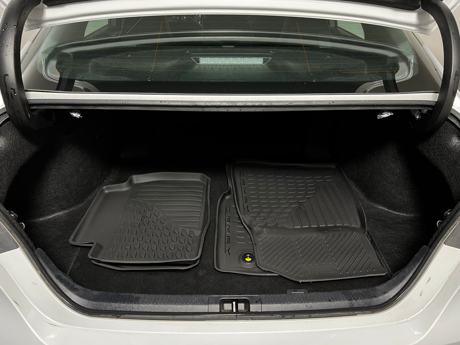 Thumbnail: 2023 Toyota Camry - 21