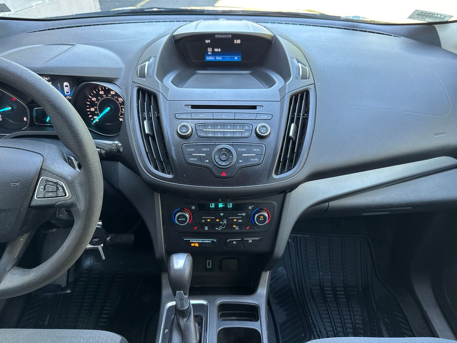 Used 2017 Shadow Black Ford SE image 23