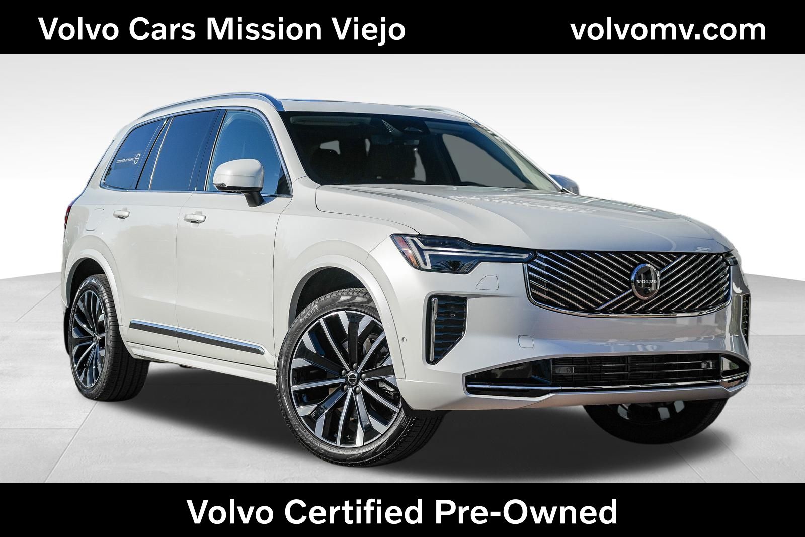 2026 Volvo XC90 B5 Plus