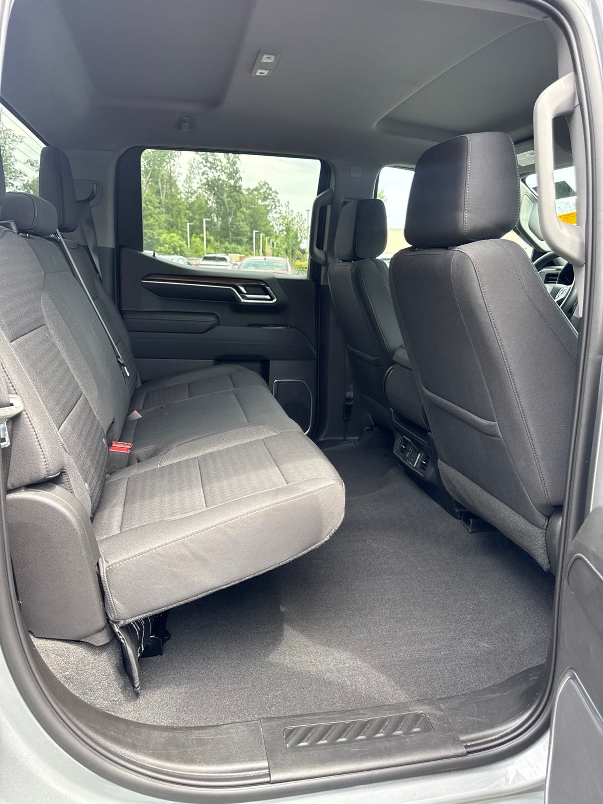 Used 2023 Gray Chevrolet LT image 28