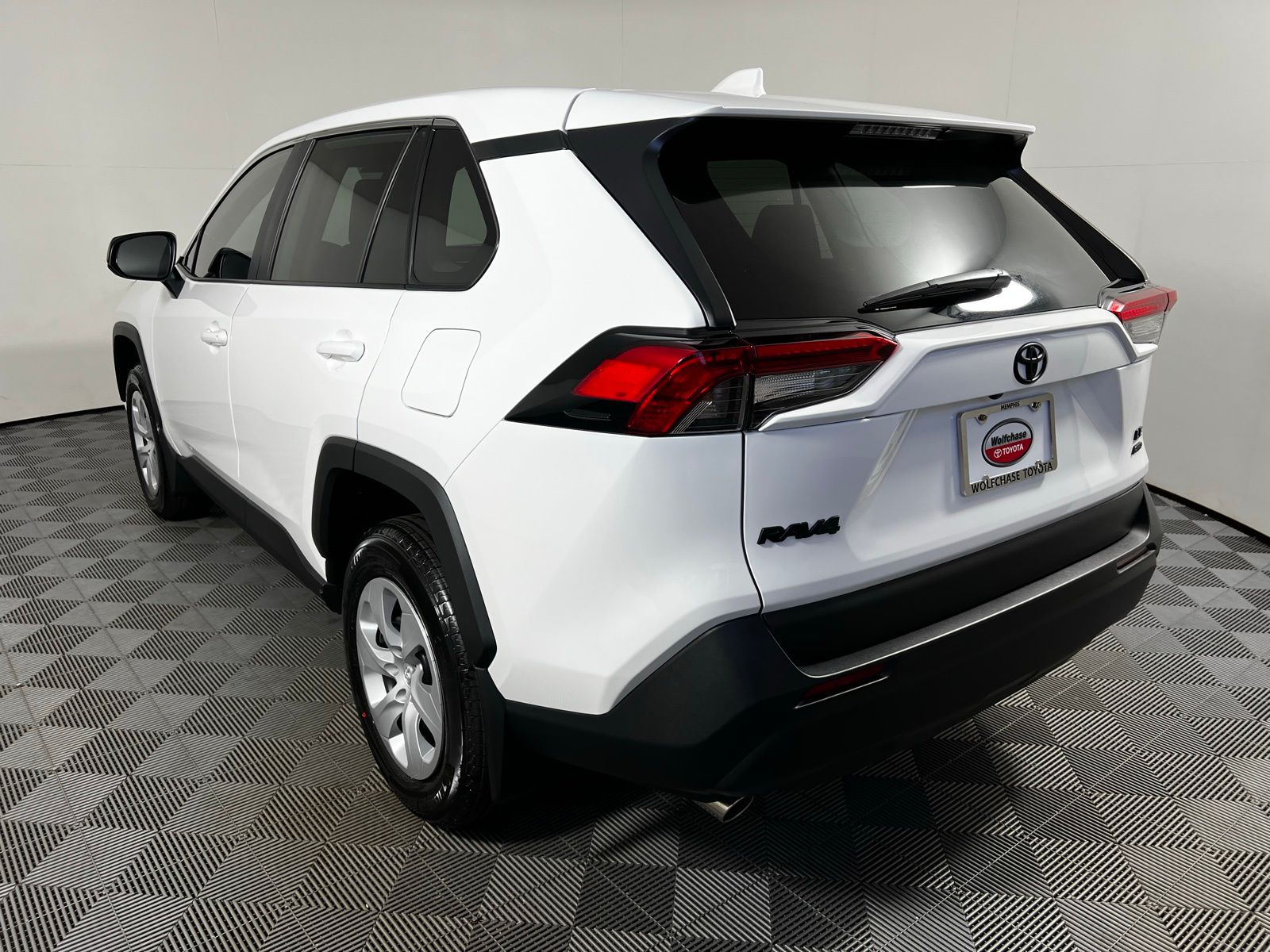 Thumbnail: 2025 Toyota RAV4 - 7