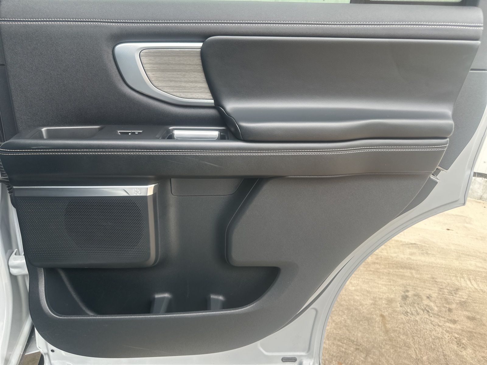 Used Car 2025 Ford Expedition  Platinum For Sale Under $70,000 In Austin, Texas