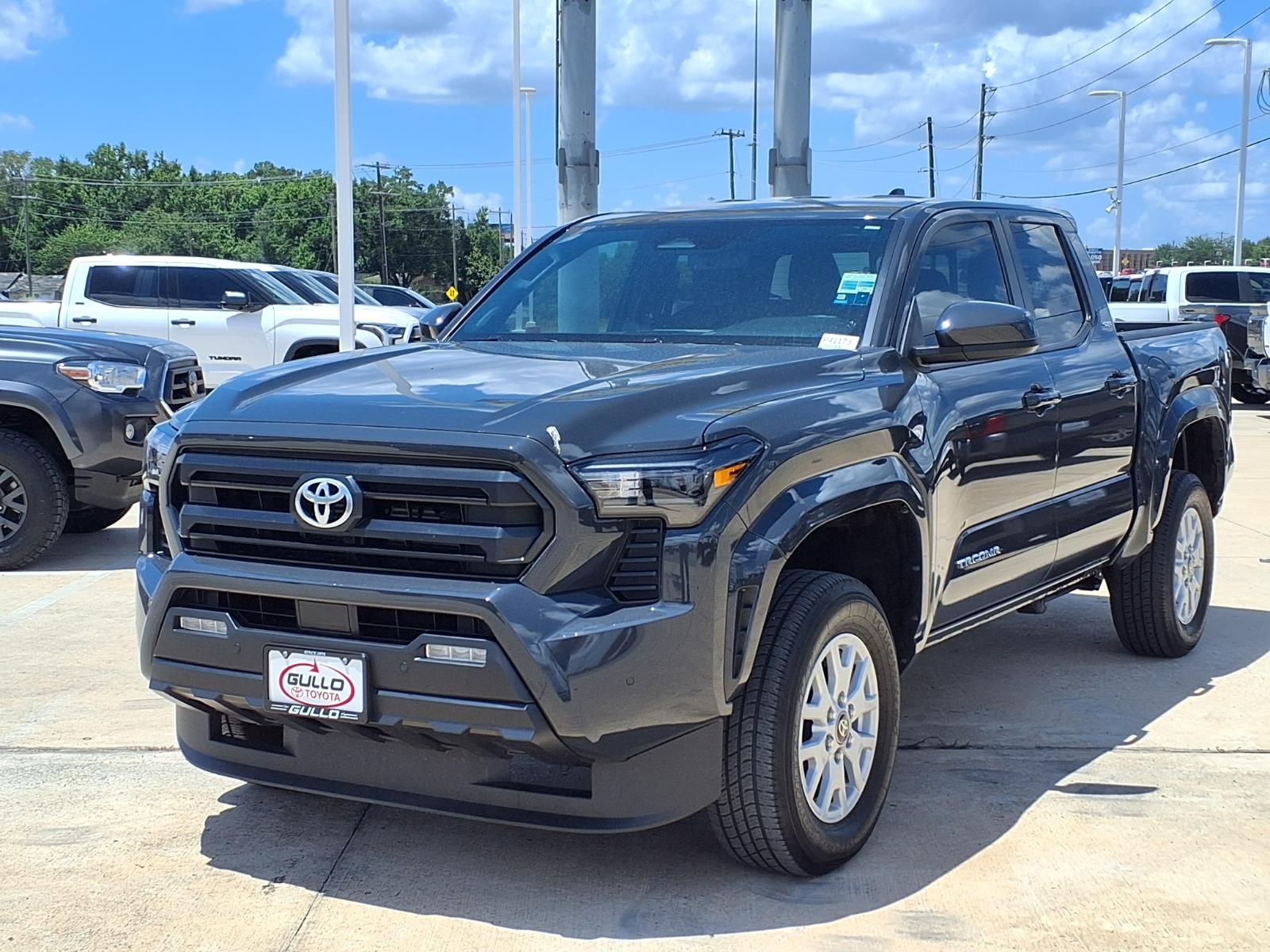 2025 Toyota Tacoma SR5 - 2