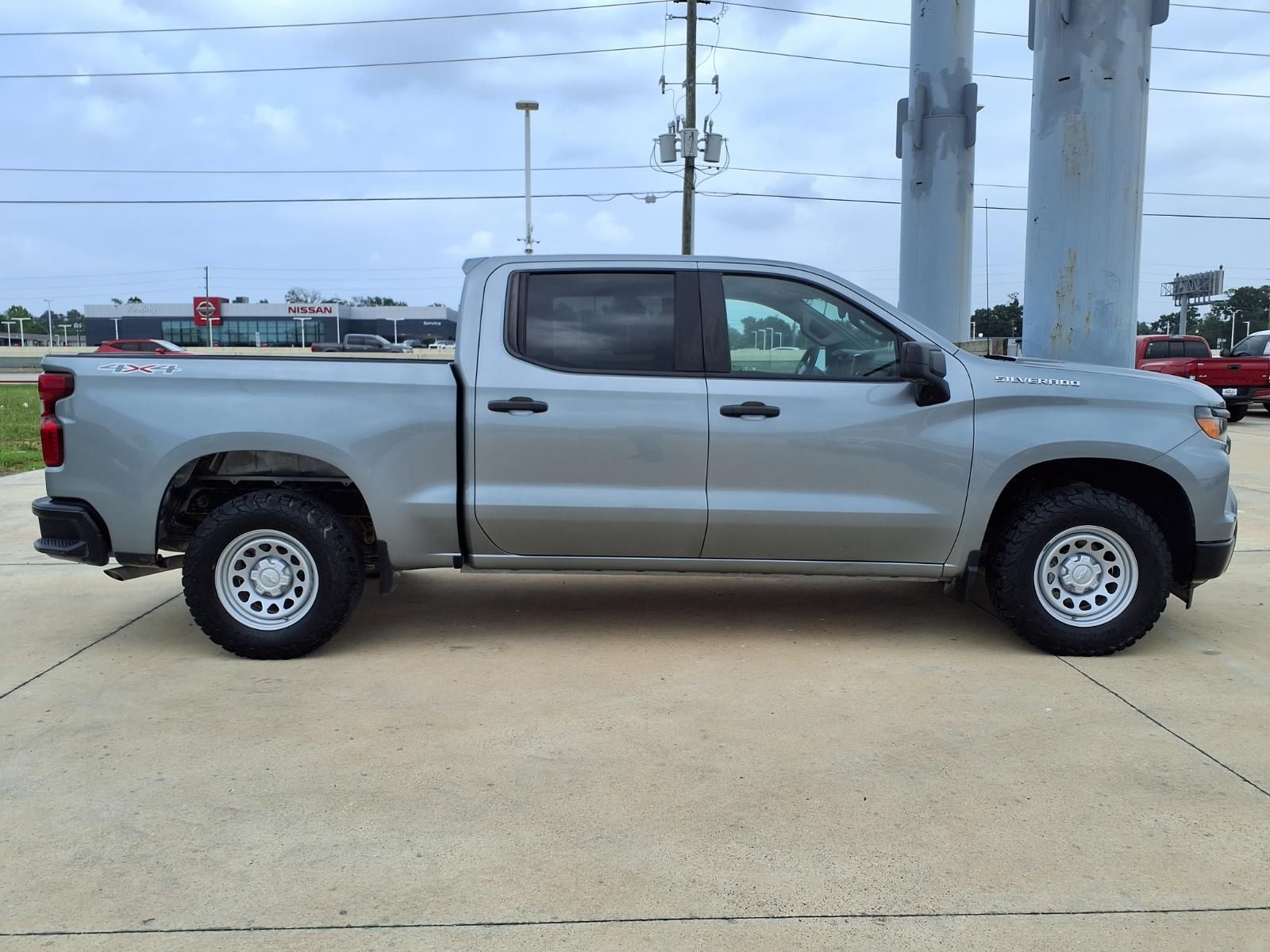 2023 Chevrolet Silverado 1500 WT - 4