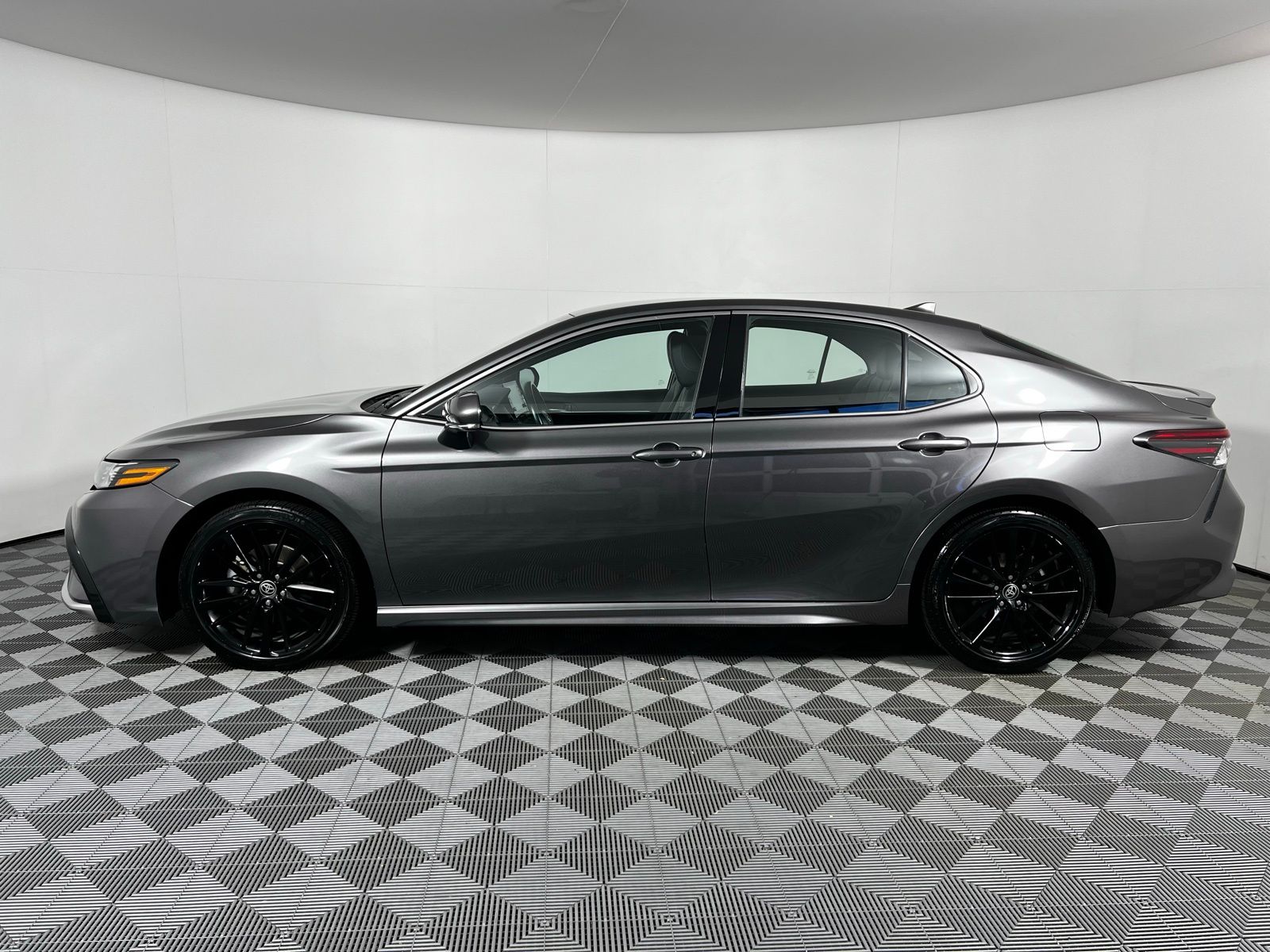 Thumbnail: 2024 Toyota Camry - 8