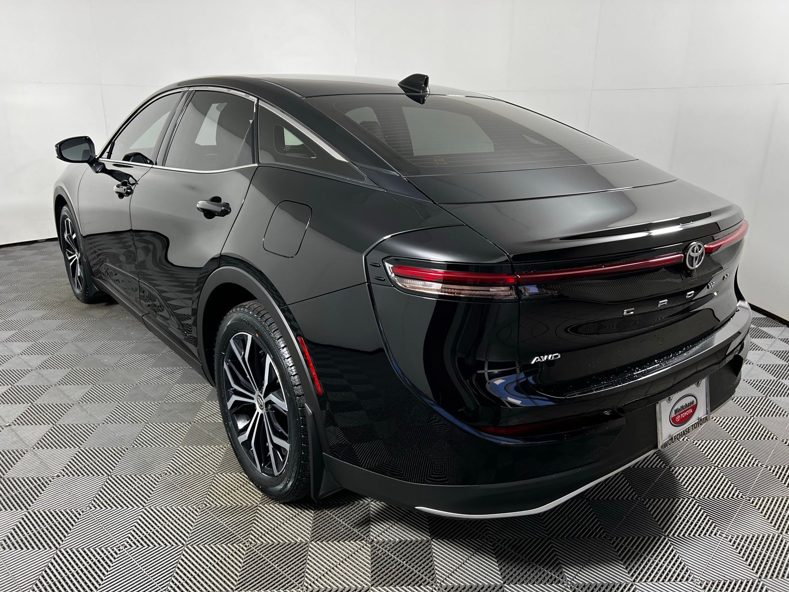 Thumbnail: 2023 Toyota Crown - 7