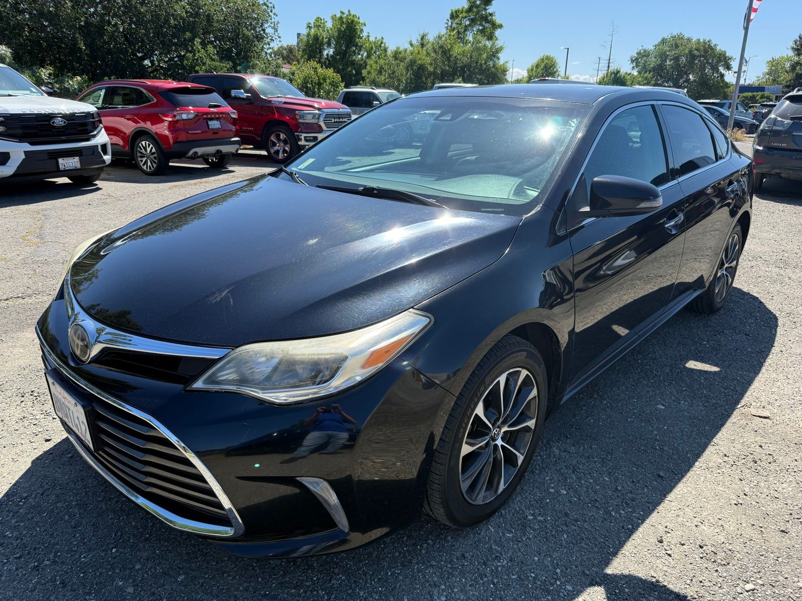 Midnight Black Metallic 2018 Toyota Avalon Sedan 6-Speed Automatic